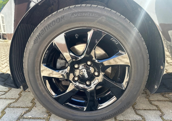 Hyundai I30 cena 39000 przebieg: 96000, rok produkcji 2015 z Sompolno małe 352